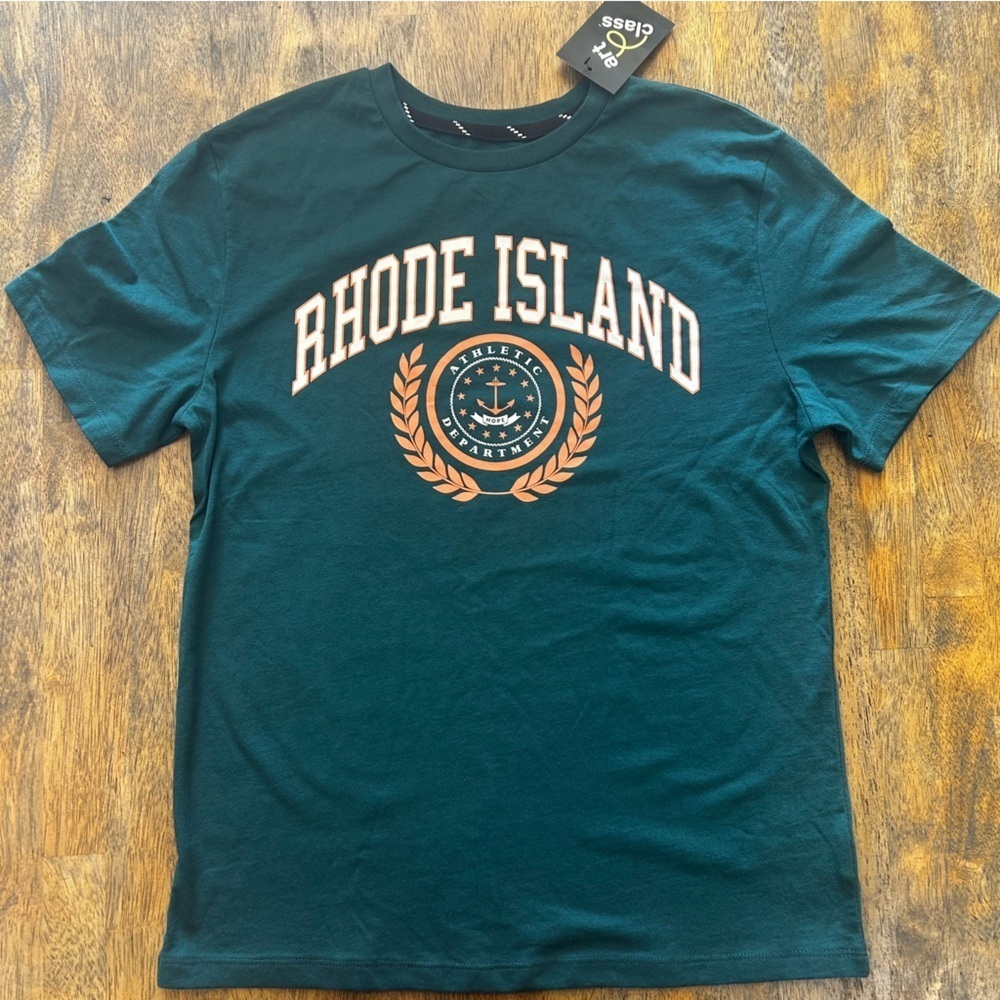 Art Class Graphic Tee Rhonda Island size 12/14 kids - would fit women’s medium